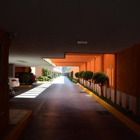 Hotel & Suites La Marquesa トルーカ エクステリア 写真