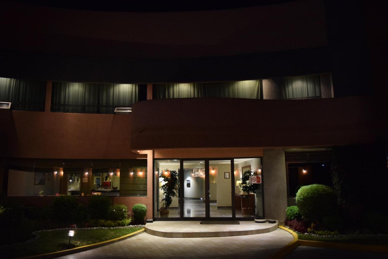 Hotel & Suites La Marquesa トルーカ エクステリア 写真