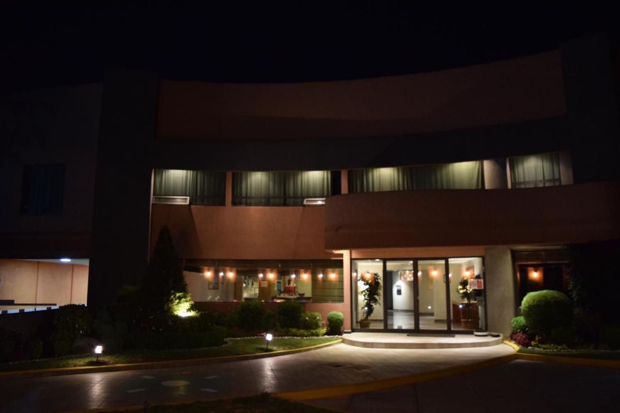 Hotel & Suites La Marquesa トルーカ エクステリア 写真