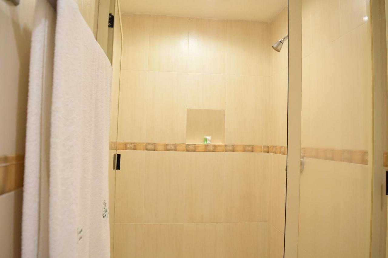 Hotel & Suites La Marquesa トルーカ エクステリア 写真